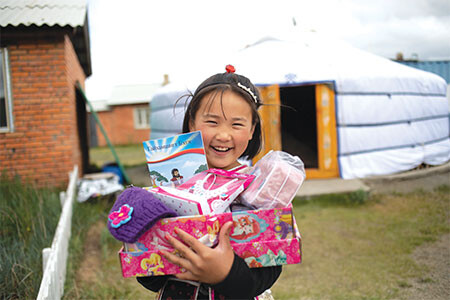 Operation Christmas Courtesy of Samaritans Purse 02 web