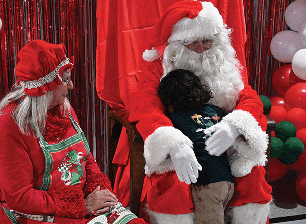 Elks Santa w boy Mrs web