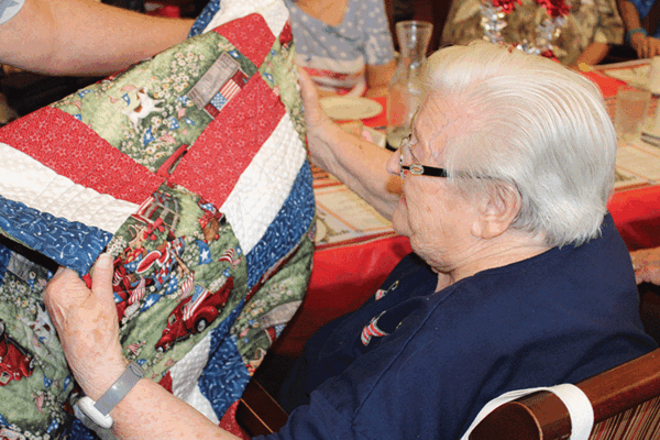20191111 Brookridge RGV Quilt Guild Presents Quilts to Veterans CAB 0528 web